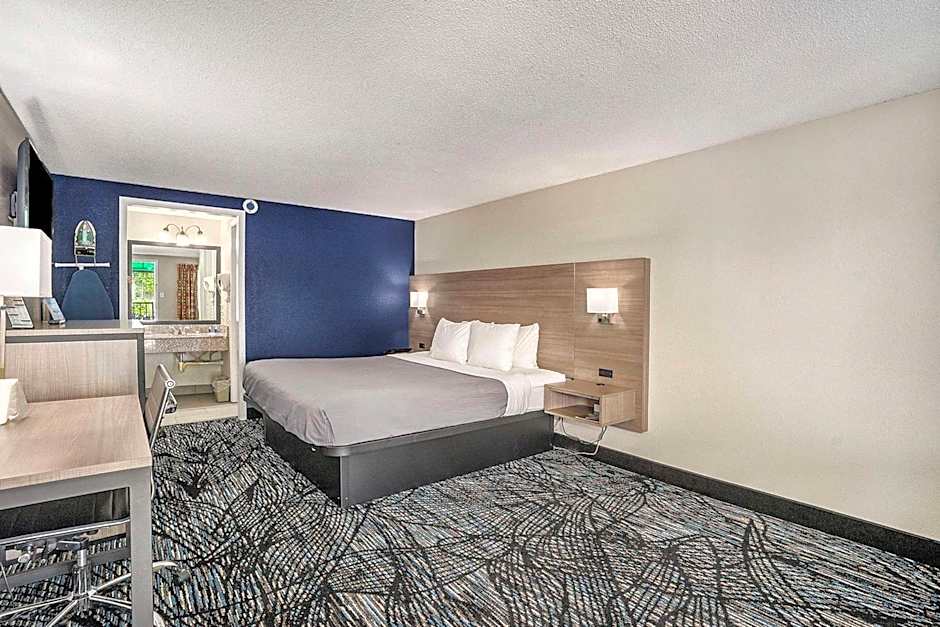 Rodeway Inn Grand Haven