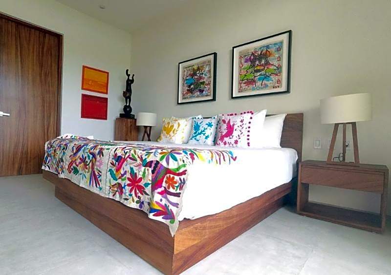 Marea Beachfront Villas