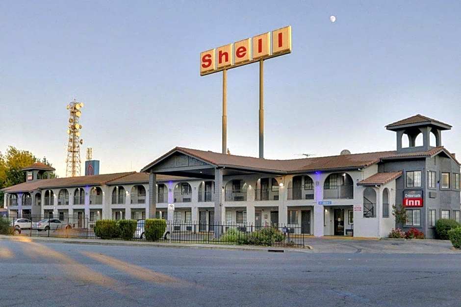 Crossroads Inn - Sacramento