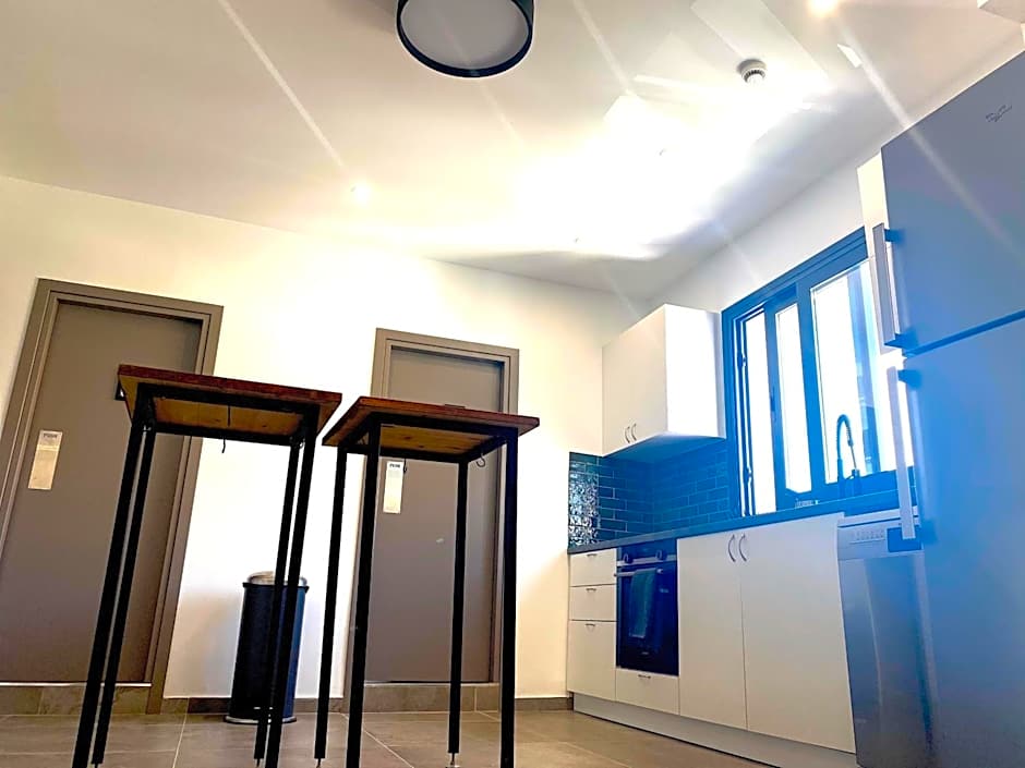 Urban Habitat Capsule Beds