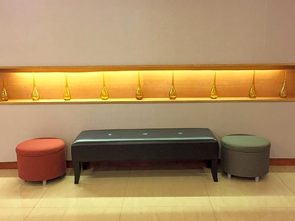 OYO 796 Paradise Sukhumvit Hotel