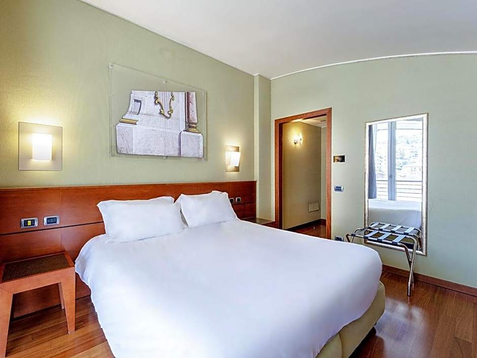 B&B HOTEL Imperia Rossini al Teatro