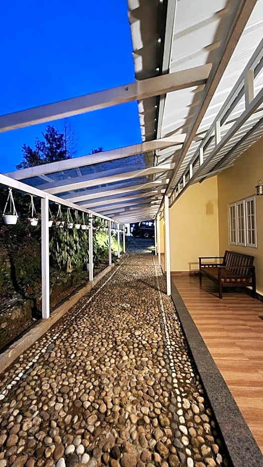 Ibex Resorts, Valparai Mistly