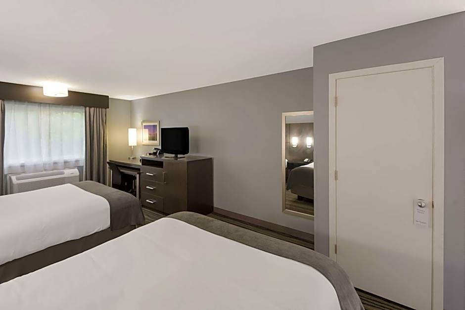 Best Western Riverside Inn