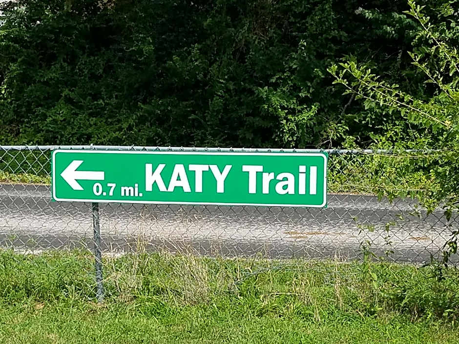 Windsor Crossroads Motel