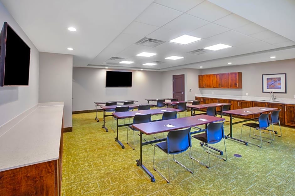 Staybridge Suites Benton Harbor-St. Joseph River By IHG