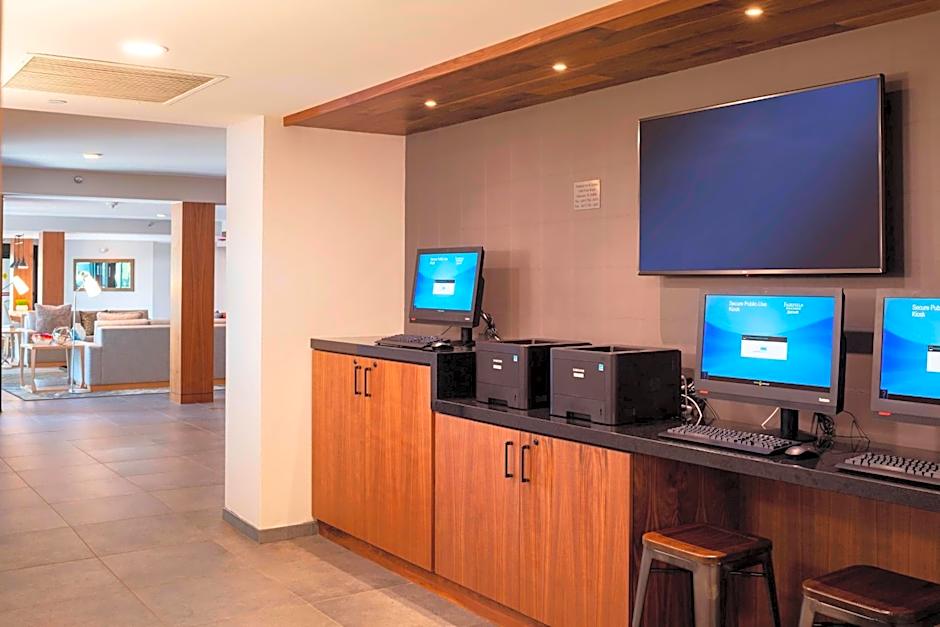 Fairfield by Marriott Inn & Suites Providence Airport Warwick