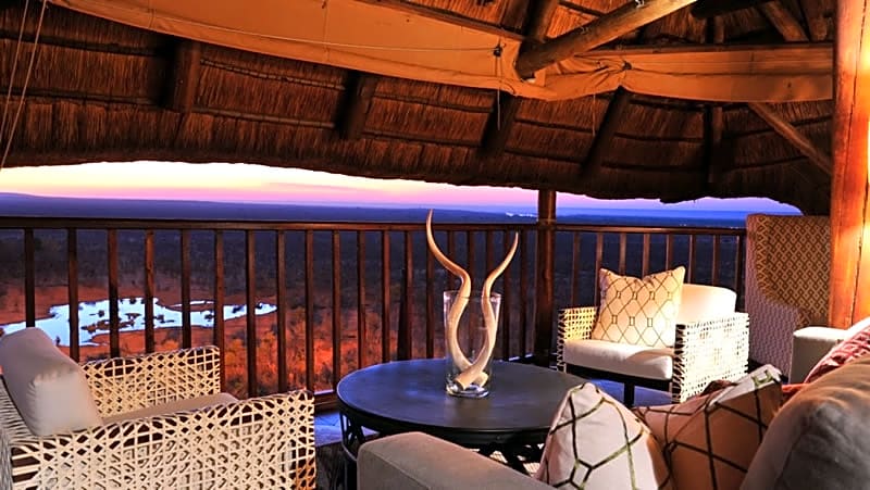Victoria Falls Safari Suites