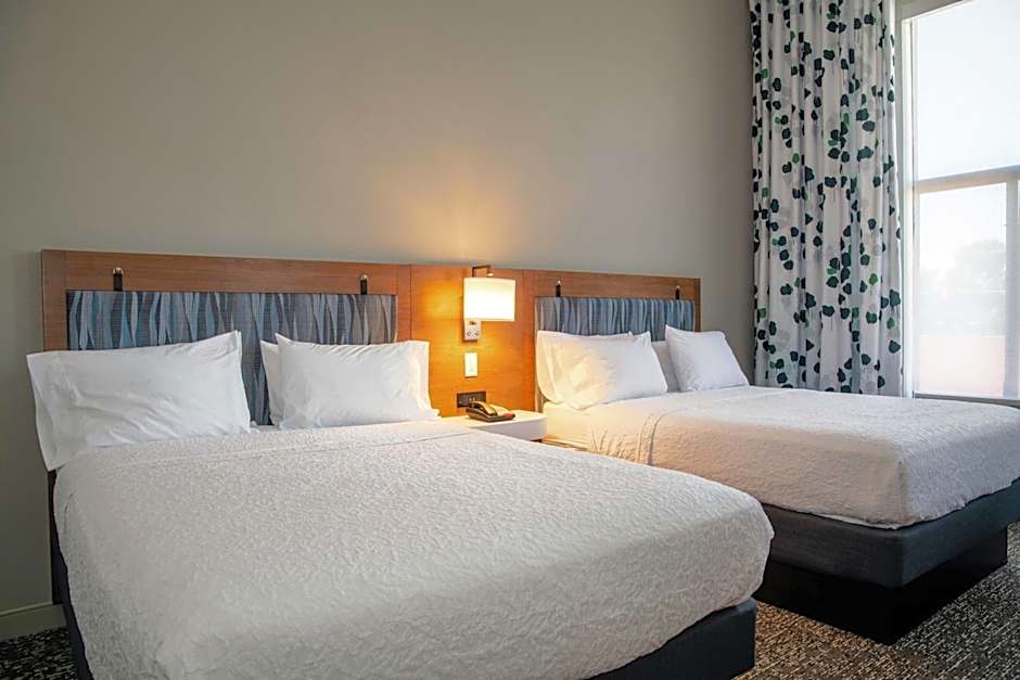 Hampton Inn By Hilton & Suites Los Angeles/Sherman Oaks