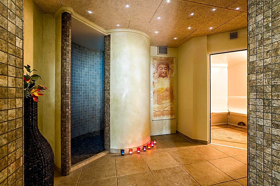 Hotel Neuwarft Altbau