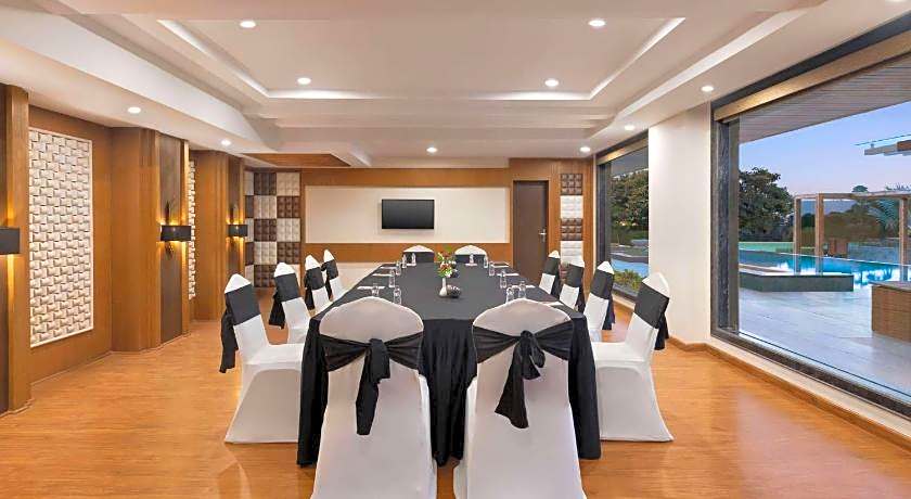 Ramada by Wyndham Varanasi Katesar