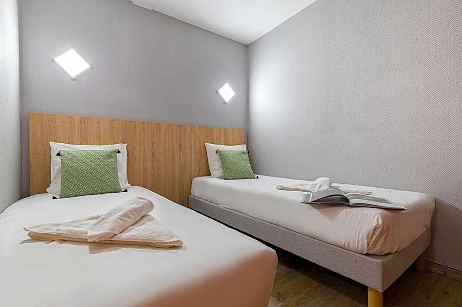 2 Beds — 4 fotoğraftan 1. fotoğraf