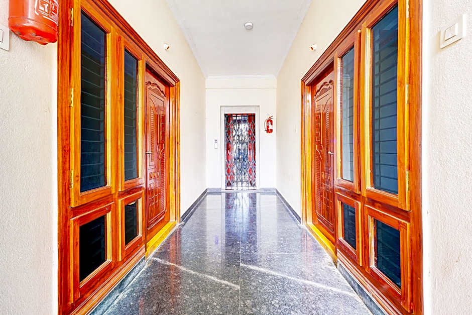 Akshaya Kanuru by Oyo – Vijayawada, IA