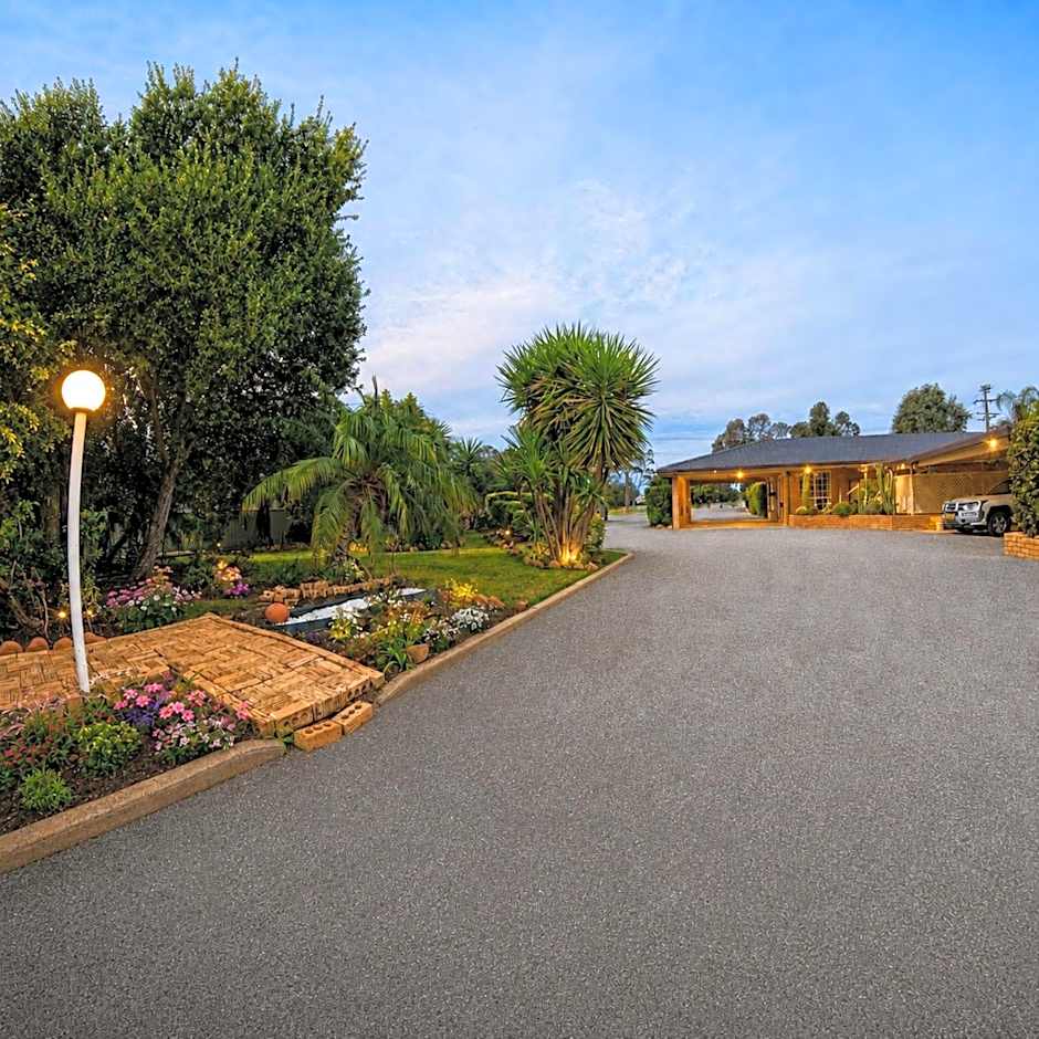 Macquarie Valley Motor Inn