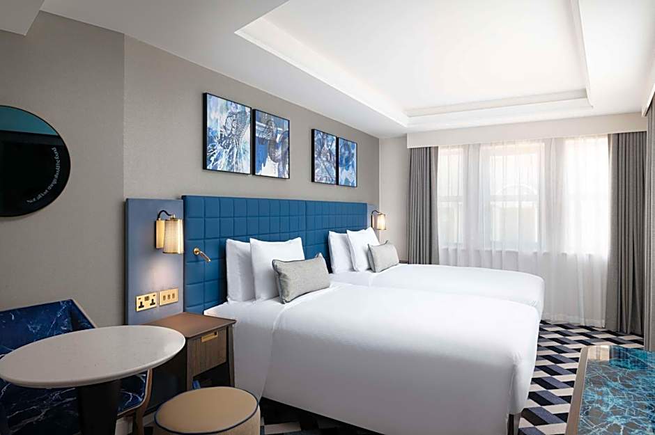 Lost Property St Pauls London, Curio Collection By Hilton