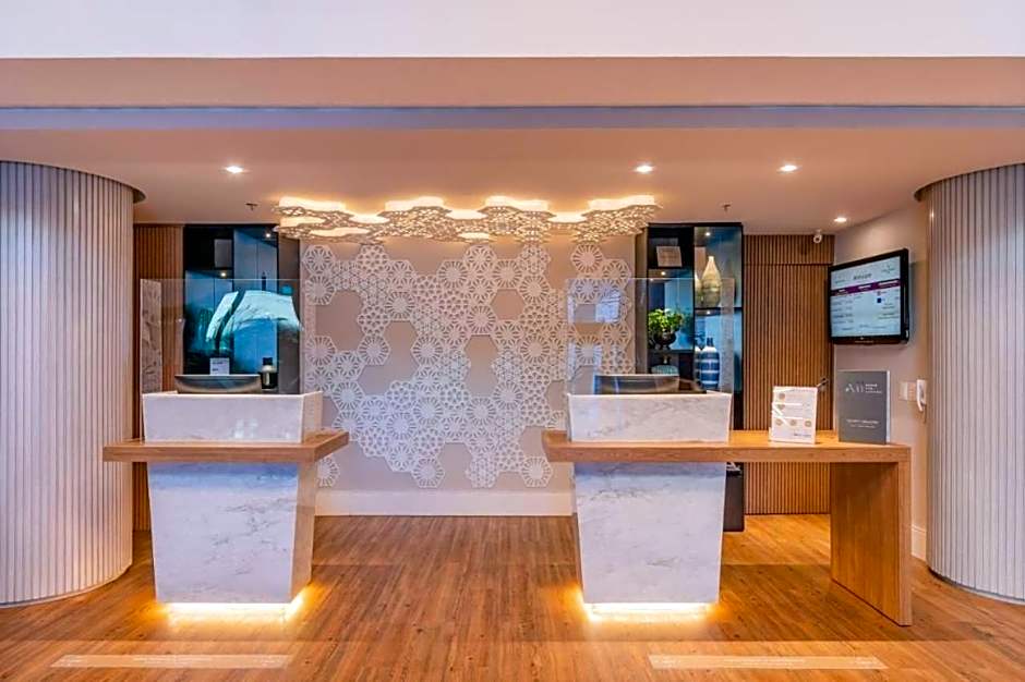 Deluxe Rooms by Holiday Stays