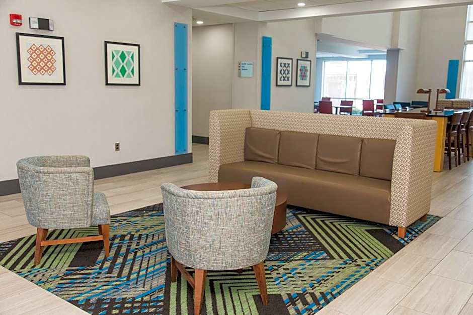 Holiday Inn Express Hotel & Suites Columbia-Fort Jackson By IHG