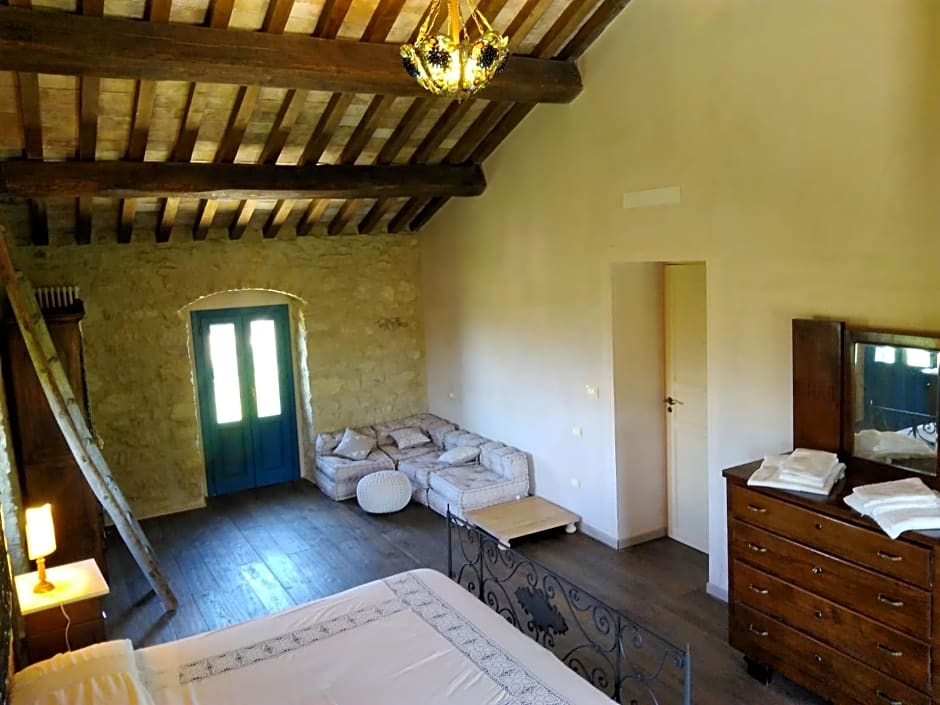 La casa dalle finestre blu