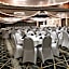 Holiday Inn & Suites St. Cloud By IHG