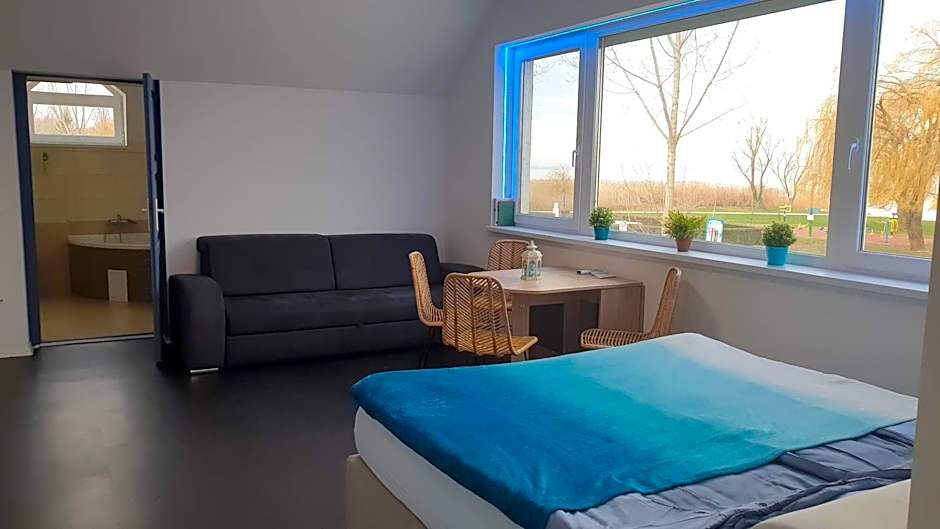 Stég Stúdió Stb. .