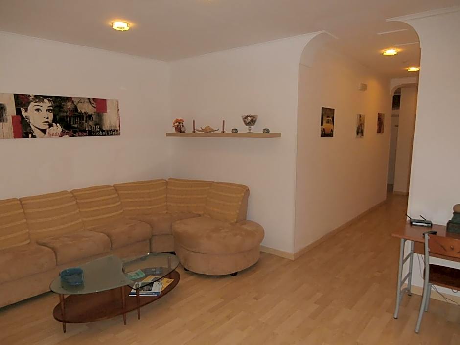 Villa De Angelis