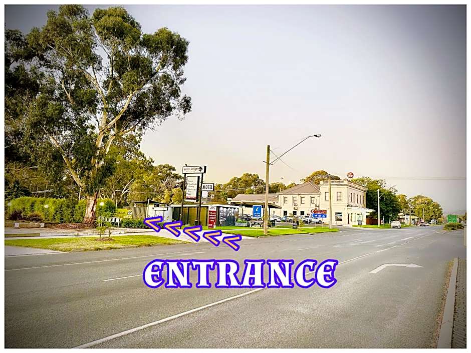 Auto Lodge Motor Inn