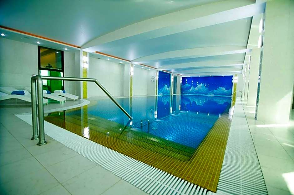 Kazzhol Hotel Astana