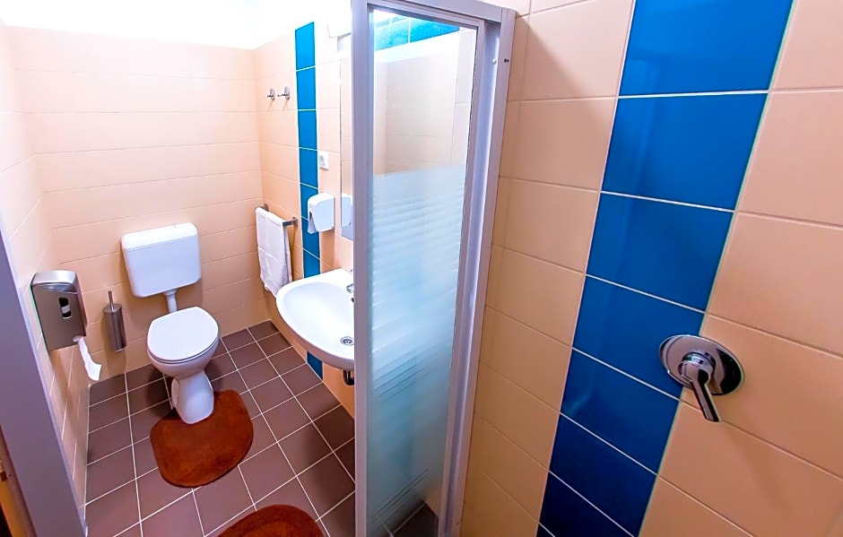 CVSE Clubház és Panzió