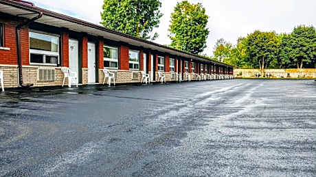 Kings Inn Midland