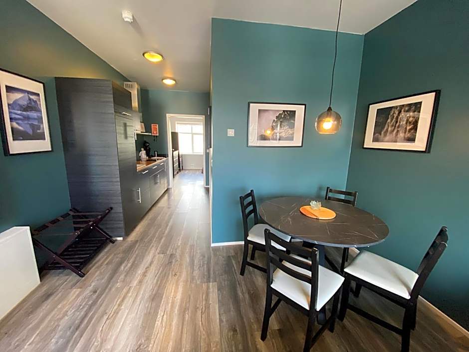 Bakki Apartments & Hostel