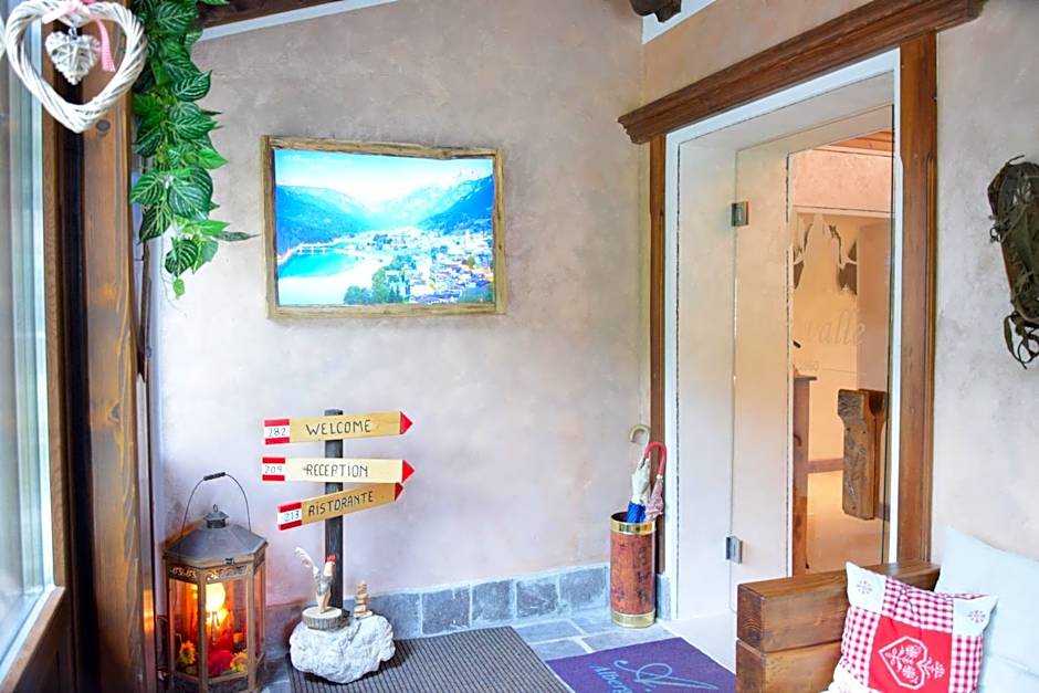 Albergo Miravalle-Tre Cime Views