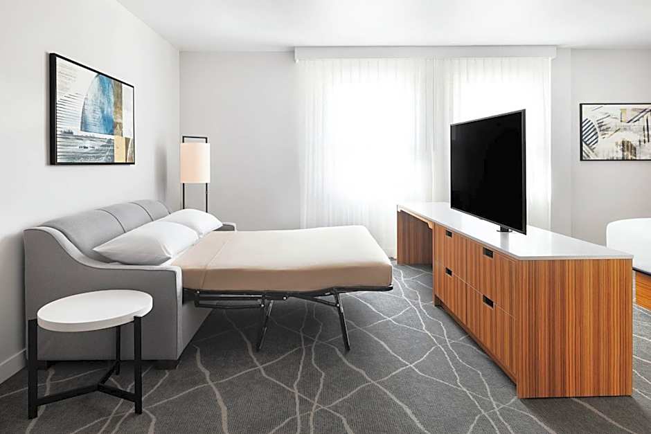 Delta Hotels by Marriott Grande Prairie Airport