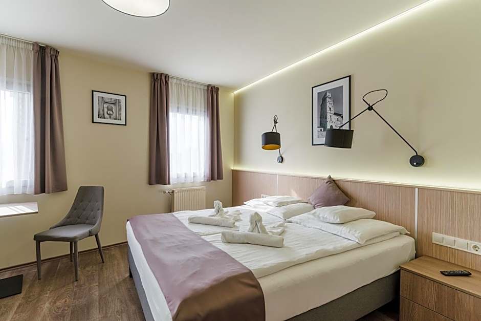 Amstel Hattyú Panzió -Érintésmentes bejelentkezés