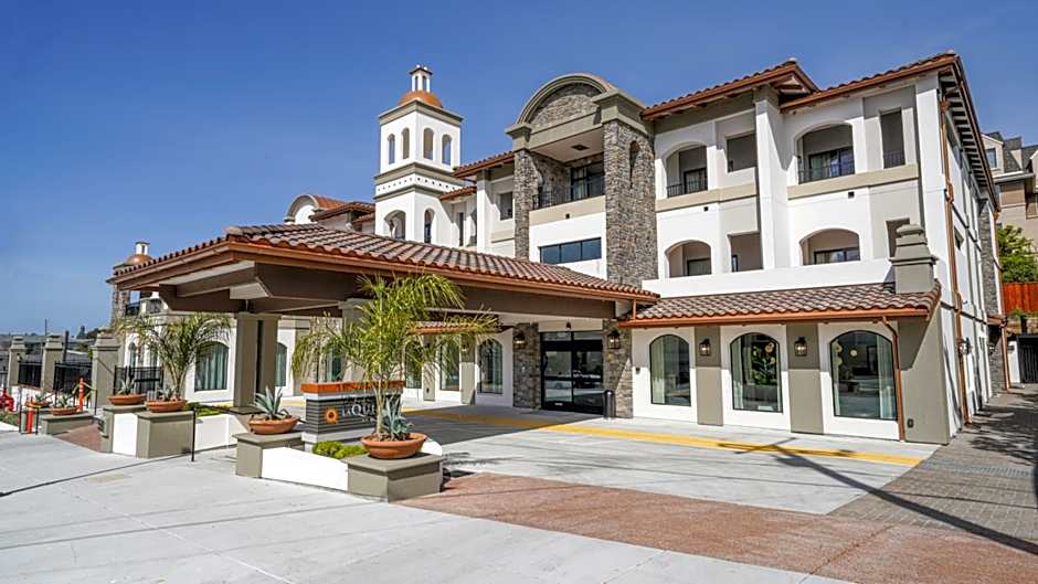 La Quinta Inn & Suites by Wyndham Santa Cruz