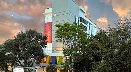 Amaris Hotel Sriwedari Solo