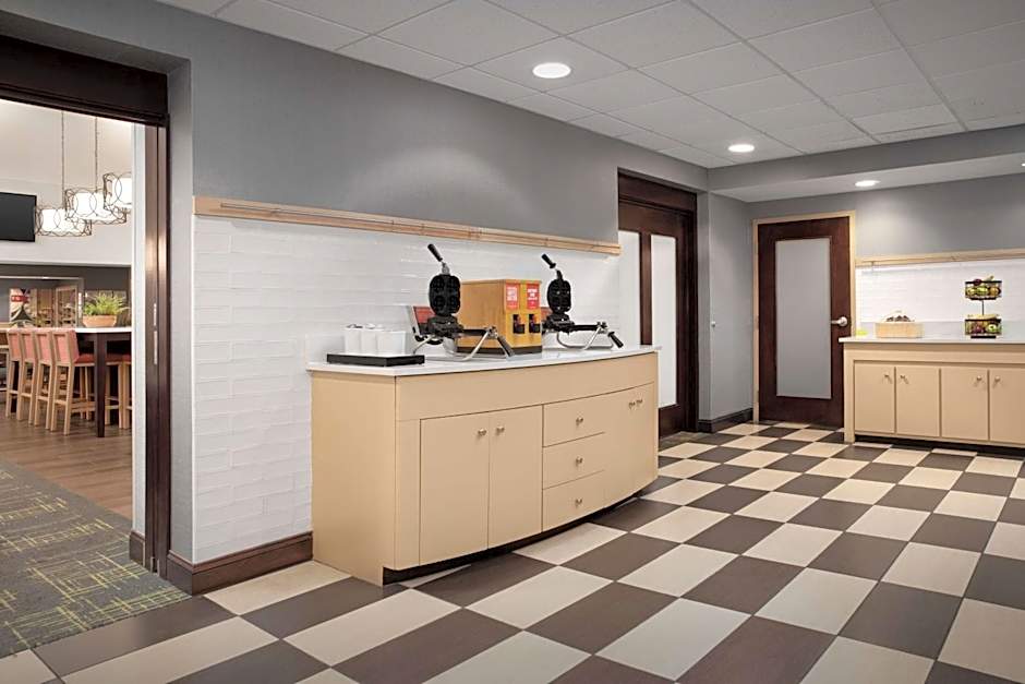 Hampton Inn By Hilton Knoxville-North