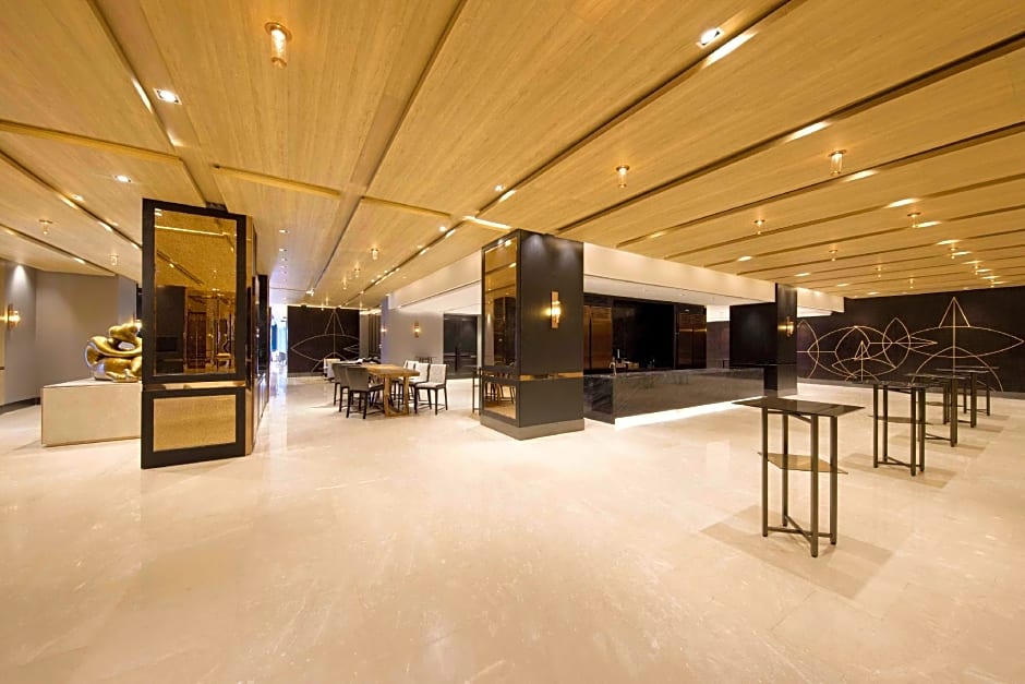 Hyatt Regency Bangkok Sukhumvit