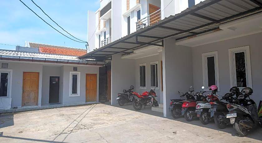 RedDoorz near Stasiun Solo Balapan 3