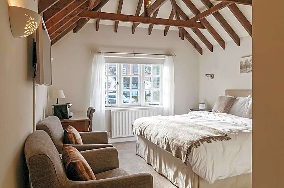 Photo 1 of 3 of Superior 1 King Bed