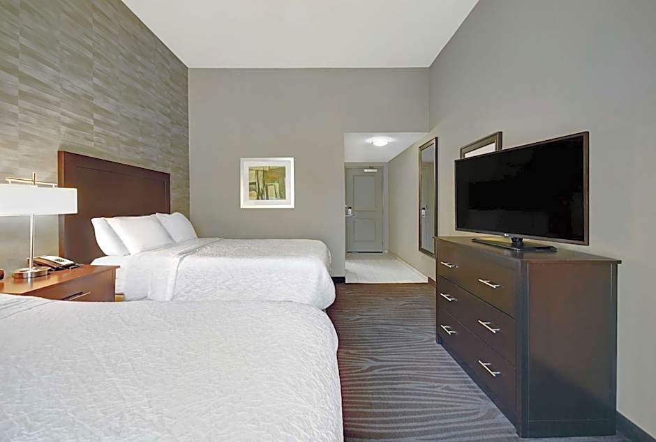 Hampton Inn By Hilton And Suites Robbinsville