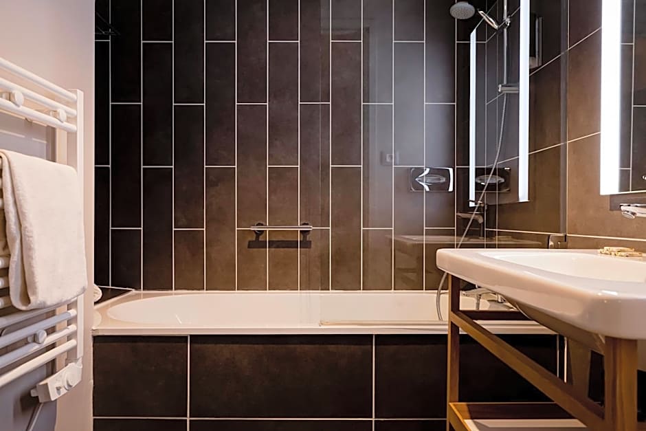 Hotel Des Remparts Perrache