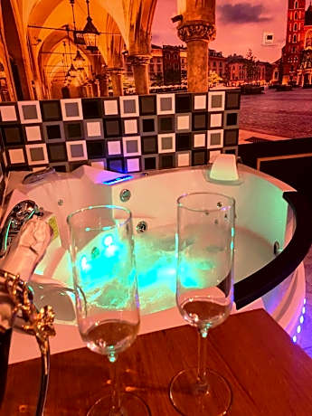 Deluxe Suite with Spa Bath