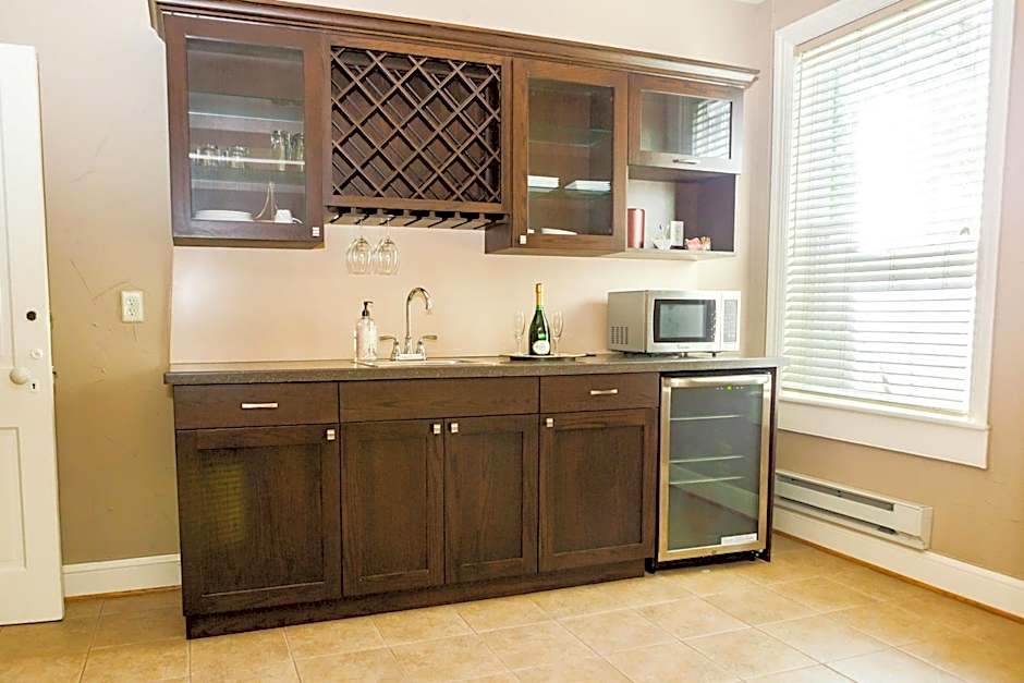 James Buchanan Hotel, Trademark Collection by Wyndham