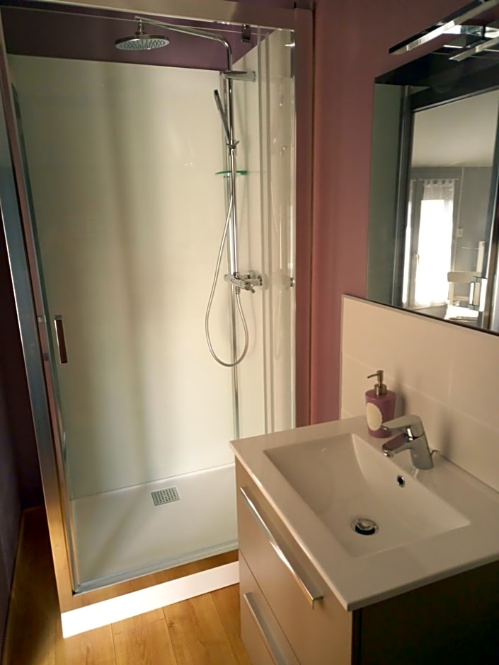 Aux trois petites notes