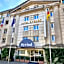 Kyriad Hotel Montpellier Centre Antigone