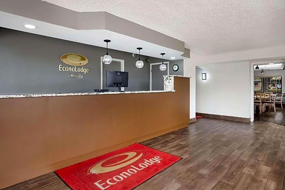 Econo Lodge Live Oak