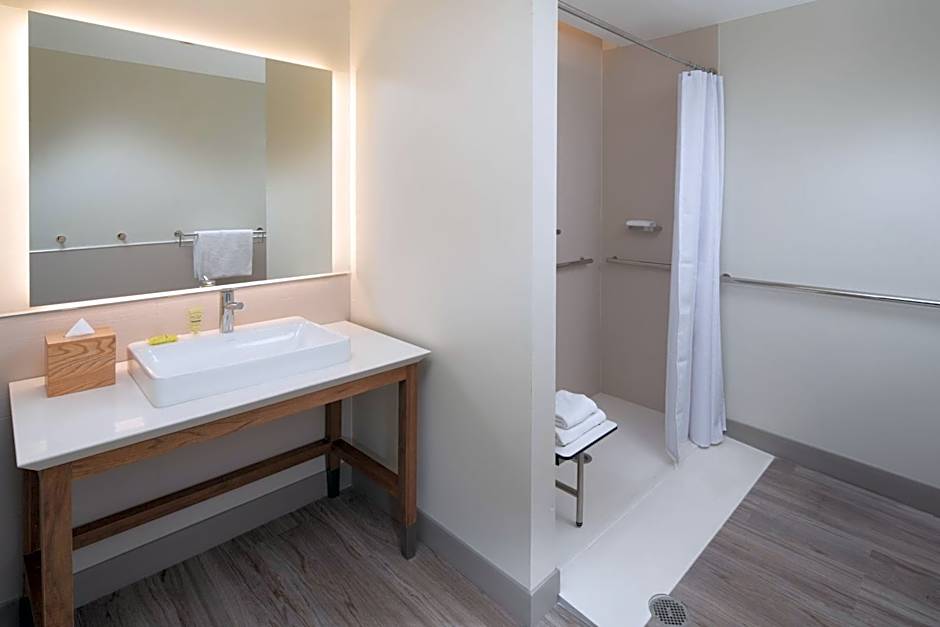 Element Melbourne Oceanfront