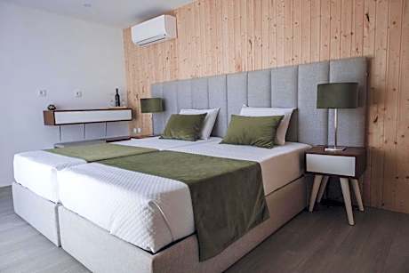 Suite with Mountain View