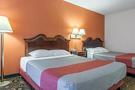 2 Queen Beds | Non-Smoking, Micfridge