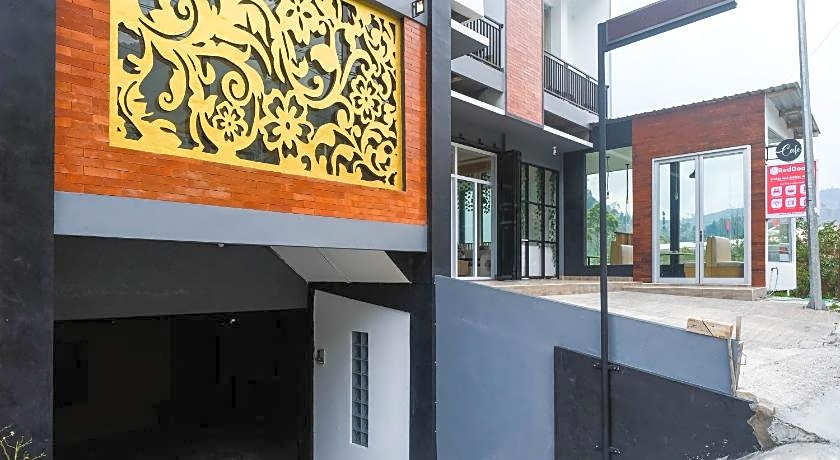 RedDoorz Syariah near Gerbang Dieng 2